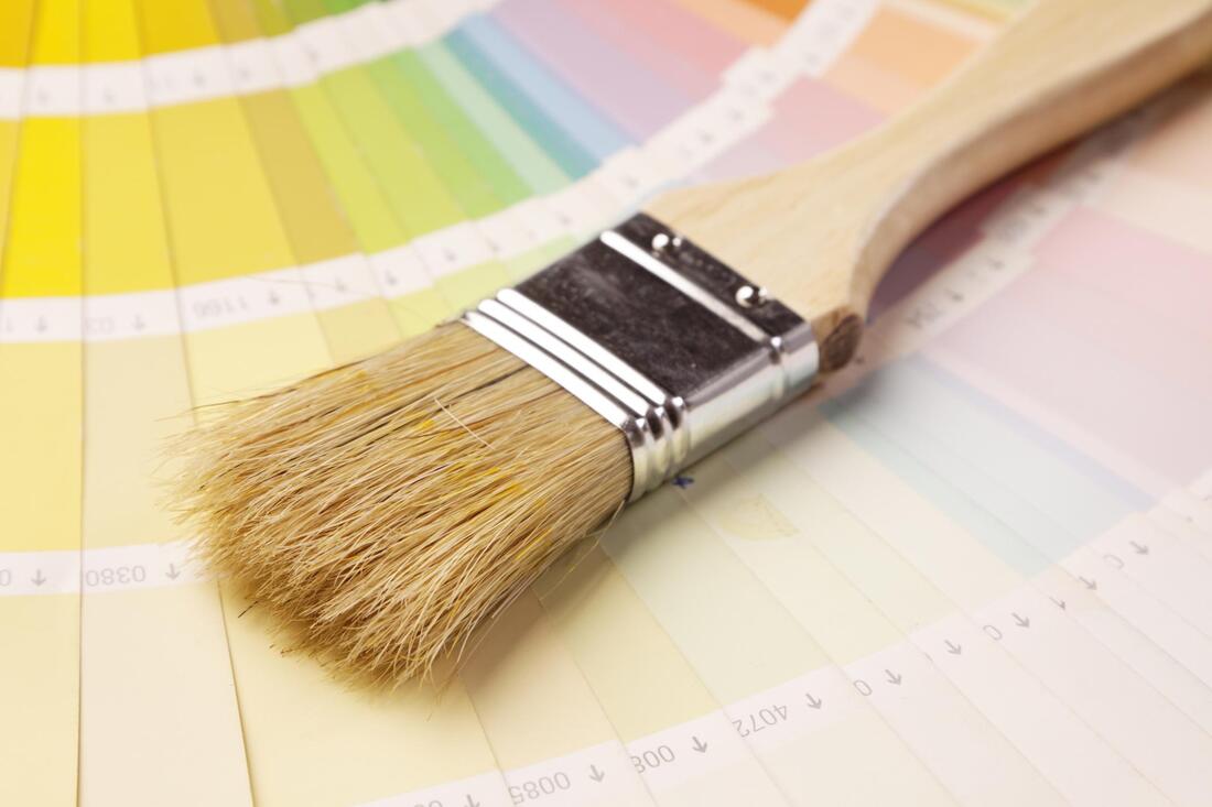 paint brush and color palette